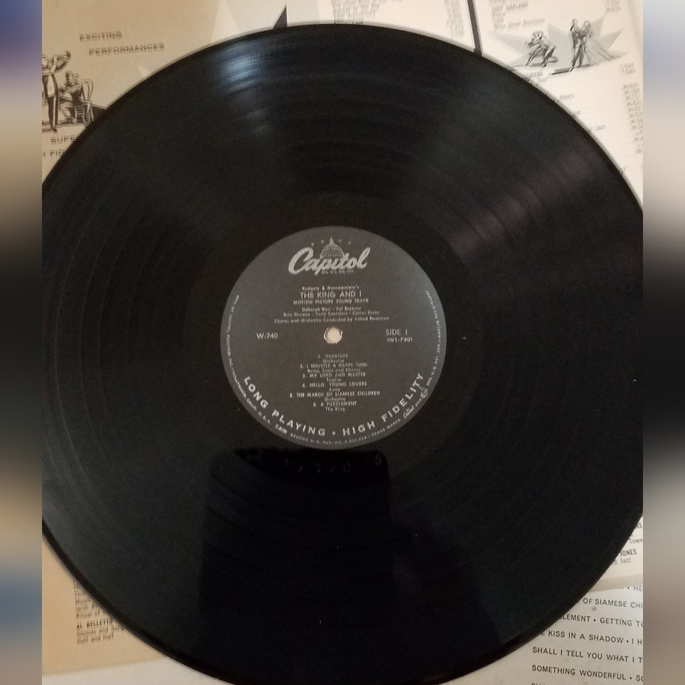 1956 Rogers and Hammerstein's "The King and I" Vinyl Album - Picture 4 of 9